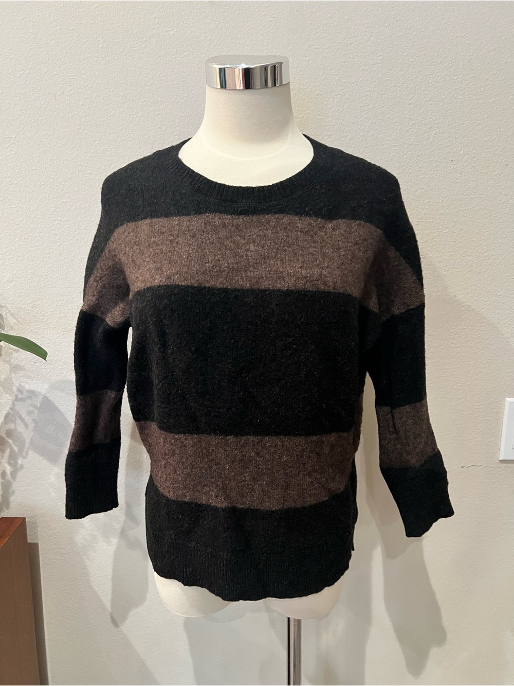 Vince Black and Brown Striped Crew Neck Sweater